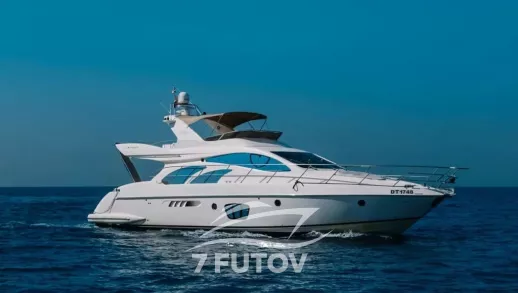 Водная прогулка на яхте Azimut 55 Yes в Дубае. Яхта на 15 гостей, подходит для вечеринок, свадеб, семейных праздников и романтических прогулок.