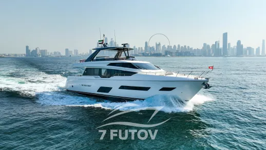 Яхта Ferretti 780 Crystal — роскошь и комфорт для 20 гостей. 4 каюты, флайбридж, идеальна для корпоративов, свадеб и торжеств в Дубае.