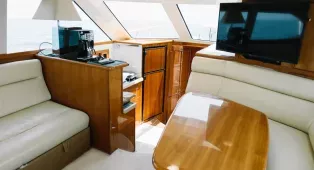 Рыбалка на яхте Afreet 45 Fishing в Дубае | 7 Футов
