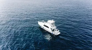 Рыбалка на яхте Afreet 45 Fishing в Дубае | 7 Футов