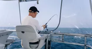 Рыбалка на яхте Afreet 45 Fishing в Дубае | 7 Футов