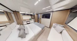 Яхта Ferretti 780 Crystal - роскошь и комфорт для 20 гостей. 4 каюты, флайбридж, идеальна для корпоративов, свадеб и торжеств в Дубае.