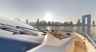 Яхта Ferretti 780 Crystal - роскошь и комфорт для 20 гостей. 4 каюты, флайбридж, идеальна для корпоративов, свадеб и торжеств в Дубае.