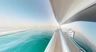 Яхта Ferretti 780 Crystal - роскошь и комфорт для 20 гостей. 4 каюты, флайбридж, идеальна для корпоративов, свадеб и торжеств в Дубае.