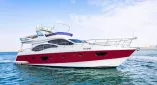 Водная прогулка на яхте Azimut 62 в Дубае для 20 гостей. Идеальна для деловых встреч, свадеб, юбилеев и романтических прогулок.