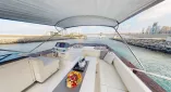 Роскошная яхта Ferretti 670 в Дубае на 15 гостей с 3 каютами. Подходит для вечеринок, романтики, семейных или корпоративных встреч.