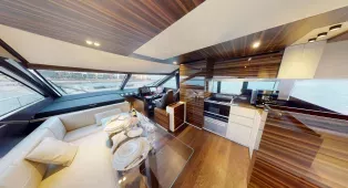 Роскошная яхта Ferretti 670 в Дубае на 15 гостей с 3 каютами. Подходит для вечеринок, романтики, семейных или корпоративных встреч.